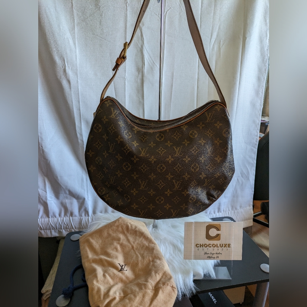 Louis Vuitton Croissant